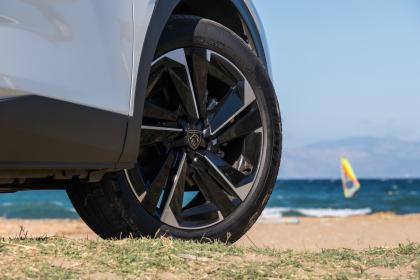 Test: Peugeot 408 1.2 PureTech EAT8 130Ps